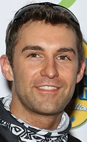 Фотография актёра Мико Хьюз