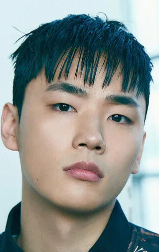 Фотография актёра Ли Мин-джэ