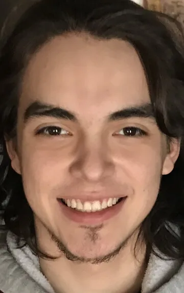 Фотография актёра Гриффин Пауэлл-Арканд