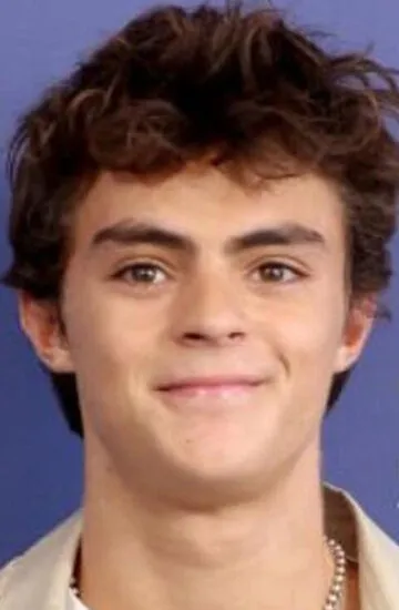 Фотография актёра Икер Санчес Солано