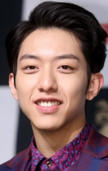 Фотография актёра Ли Джон-щин