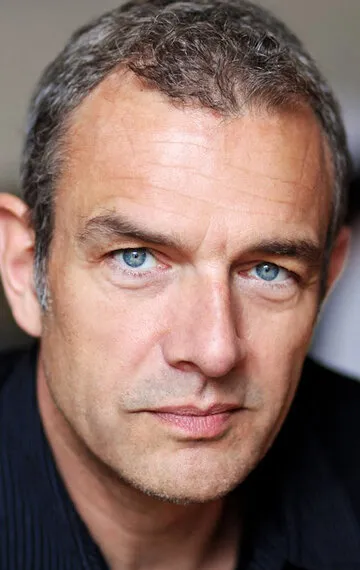 Фотография актёра Жан-Ив Бертело