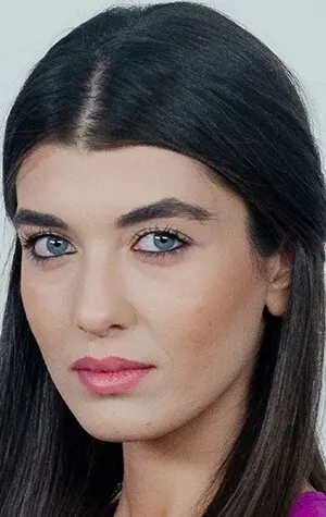 Фотография актёра Аслыхан Гюнер