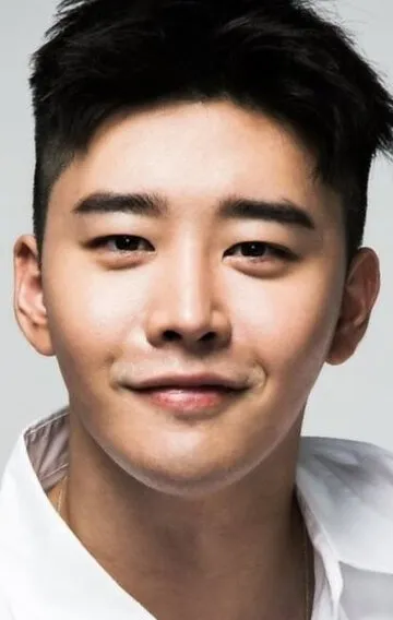 Фотография актёра Ким Гвон