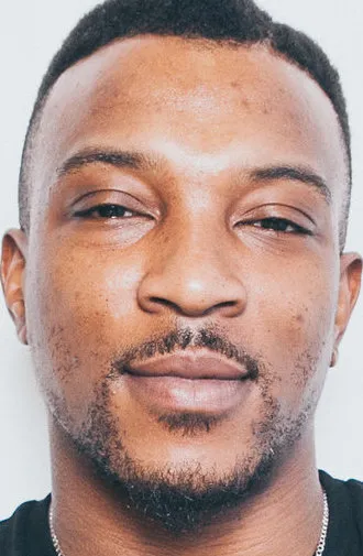 Фотография актёра Эшли Уолтерс