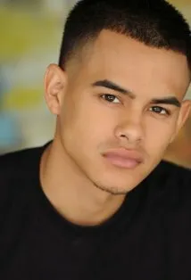 Фотография актёра Джулиан Уоркс