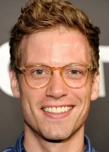 Фотография актёра Барретт Фоа