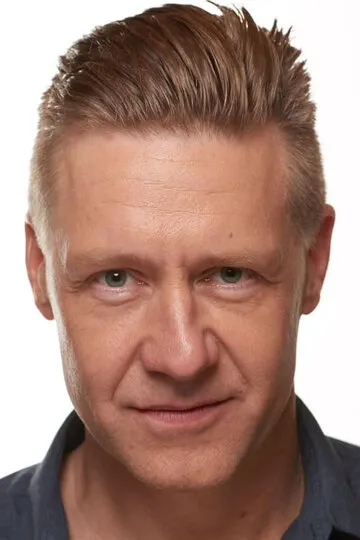 Фотография актёра Мадс Оусдаль