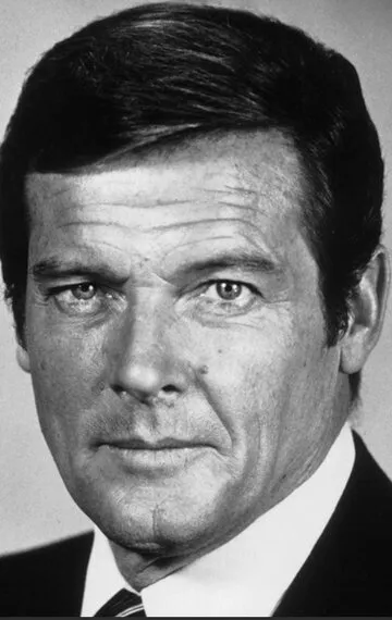 Фотография актёра Роджер Мур