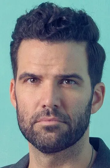 Фотография актёра Бенджамин Эйрс