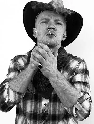 Фотография актёра Эрик Любош