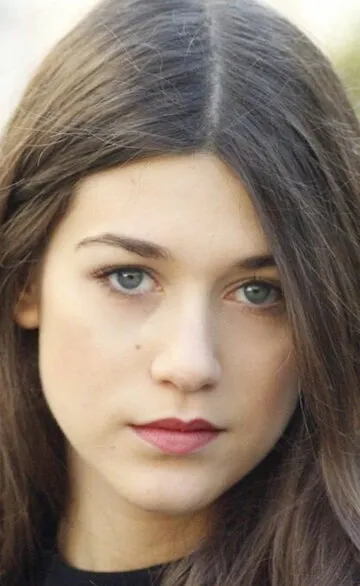 Фотография актёра Люсиль Гийом