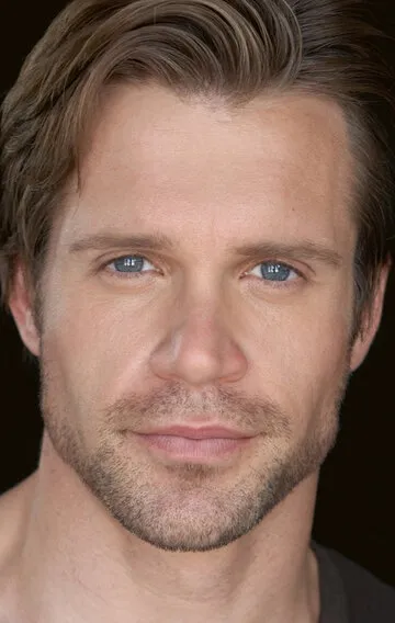 Фотография актёра Стивен Хусар