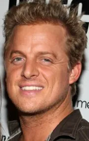 Фотография актёра Скайлер Стоун