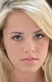 Фотография актёра Натали Холл