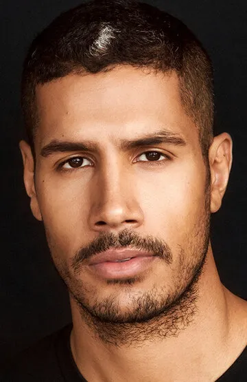 Фотография актёра Чуку Моду