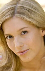 Фотография актёра Алисия Вела-Бэйли