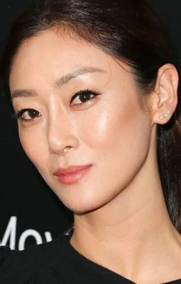 Фотография актёра Сара Сон