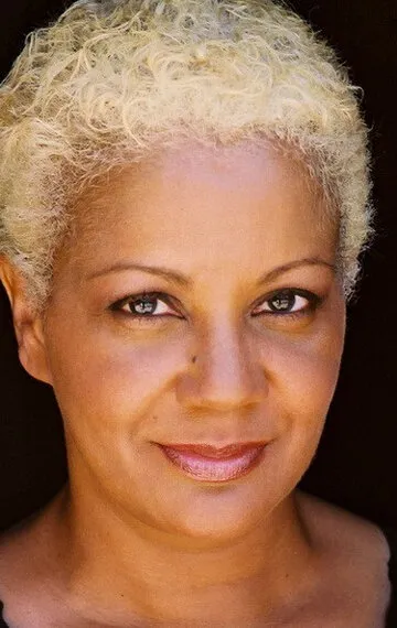 Фотография актёра Сьюзэн Бьюбиан