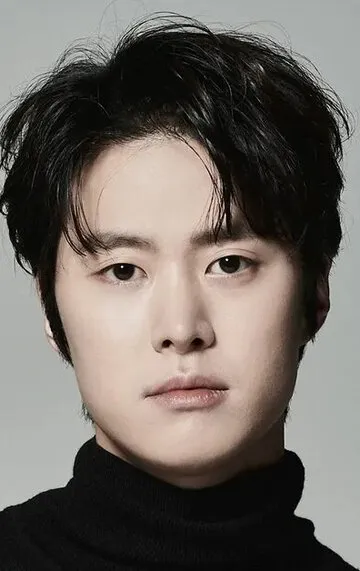 Фотография актёра Кон Мён