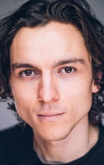 Фотография актёра Майло Коуторн