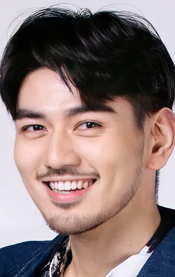 Фотография актёра Чиннарат Сирипхонгчхавалит