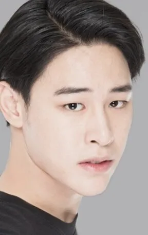 Фотография актёра Коравит Бунсри