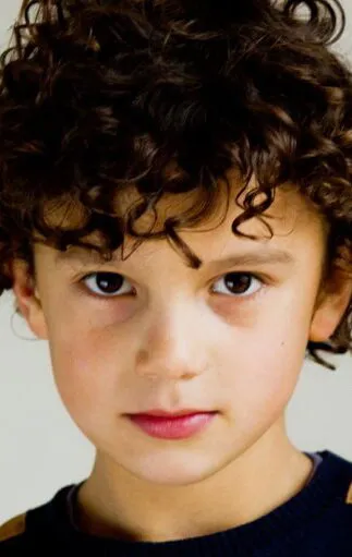 Фотография актёра Лукас Бонд