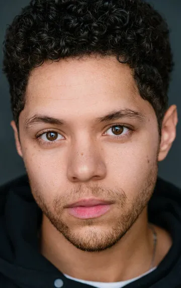 Фотография актёра Стоуни Блайден