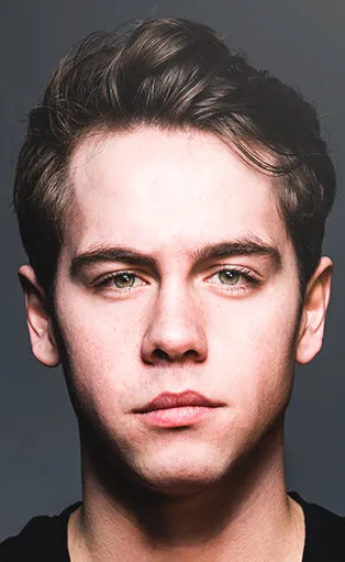 Фотография актёра Манро Чэмберс