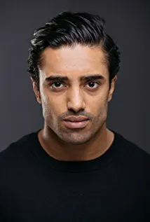 Фотография актёра Равдип Сингх Баджва