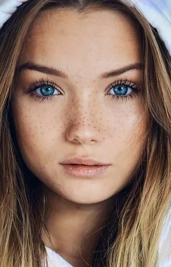 Фотография актёра Юлия Бьютикс