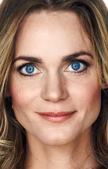Фотография актёра Лив Мяёнес