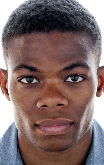 Фотография актёра Пол Джеймс