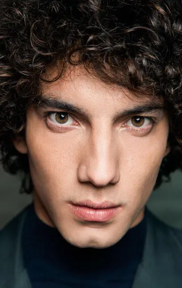 Фотография актёра Хорхе Лопес