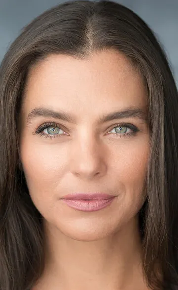 Фотография актёра Бриттани Митчелл