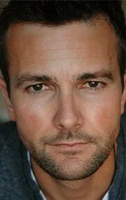 Фотография актёра Крэйг Холл