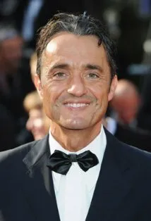 Фотография актёра Джулио Базе