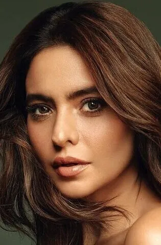 Фотография актёра Аамна Шарифф