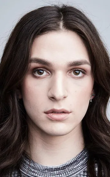 Фотография актёра Ив Линдли