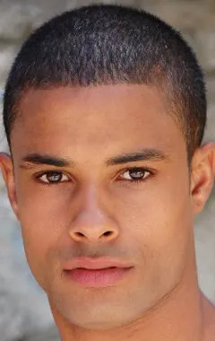 Фотография актёра Рональд Патрик Томпсон