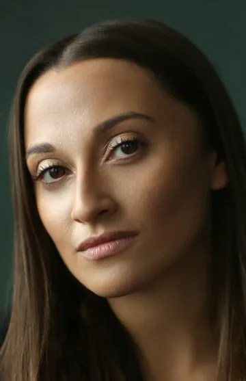 Фотография актёра Бекка Хирани