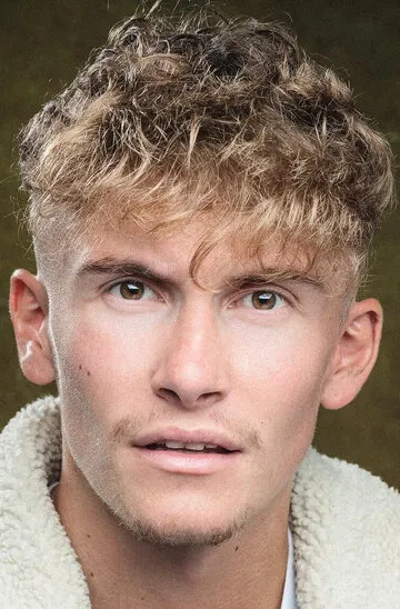 Фотография актёра Льюис Сэнтер