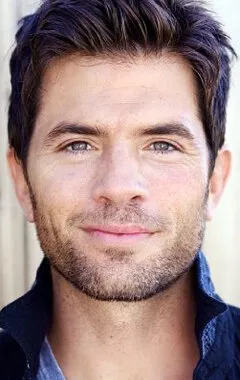 Фотография актёра Крис Тардио