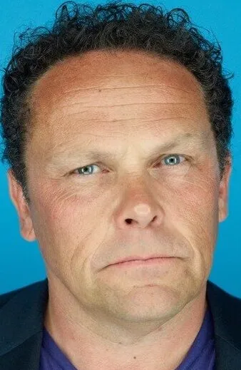 Фотография актёра Кевин Чэпмен