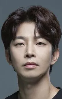 Фотография актёра Ли Сын-хун