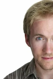 Фотография актёра Саймон Перл