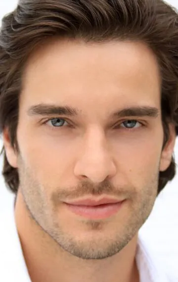 Фотография актёра Дэниэл ДиТомассо