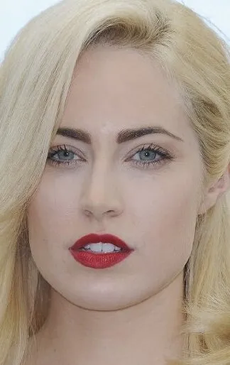 Фотография актёра Шарлотта Салливан