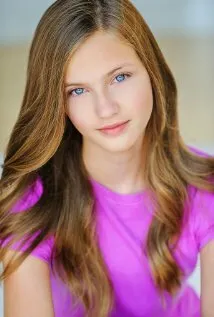 Фотография актёра Хлоя Роуз Робертсон